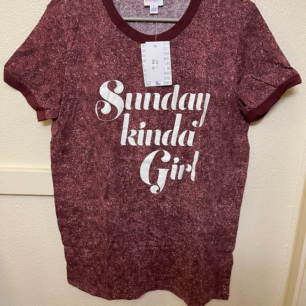 LuLaRoe Maroon 'Sunday Kinda Girl' Tee